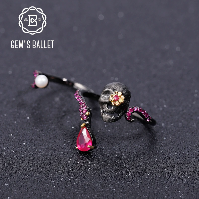 GEM'S BALLET Natural Ruby Gems - Gothic Skull Ring ulasan dan harga